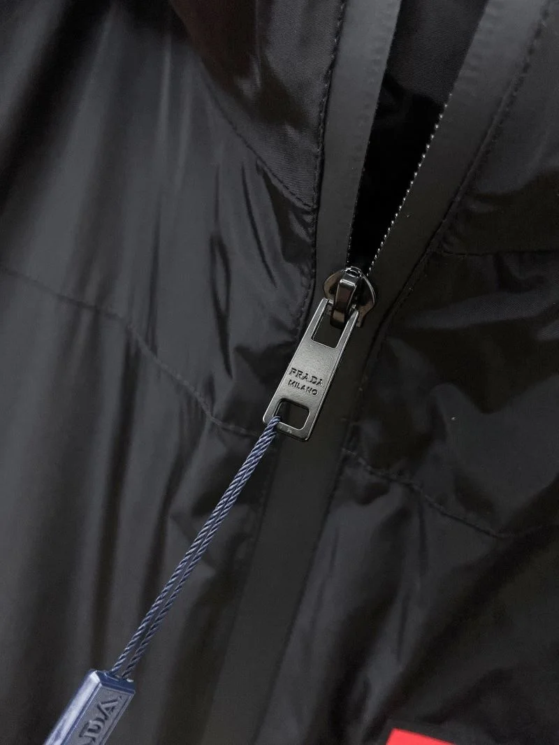AllSeason Prada Outwear 167298