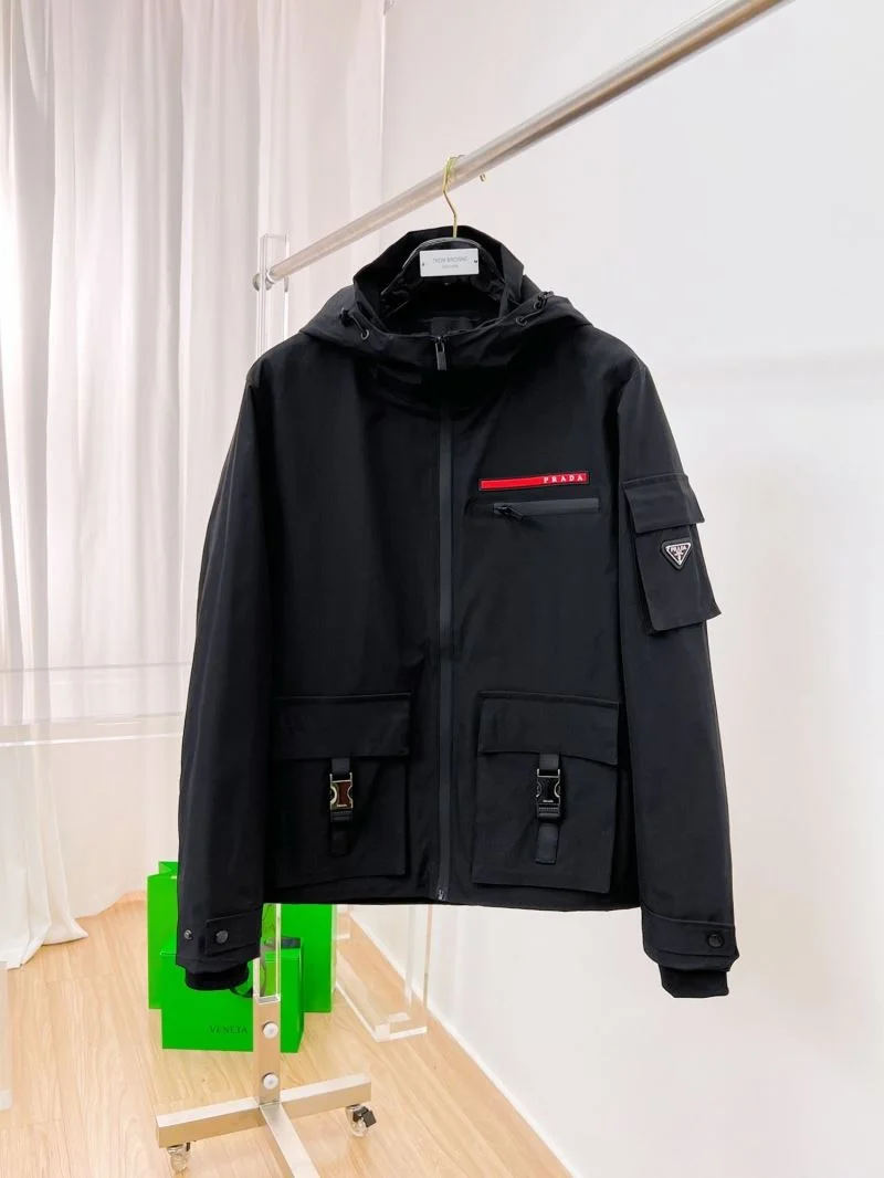 Durable Prada Outwear 167291