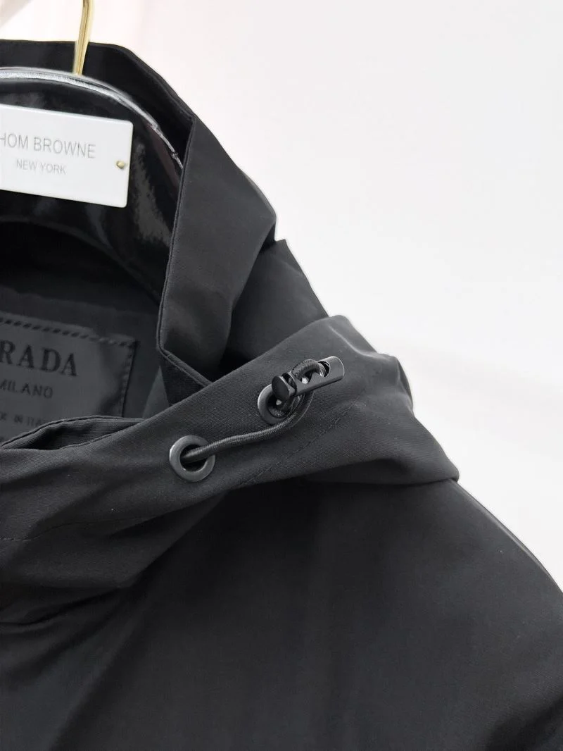 Durable Prada Outwear 167291