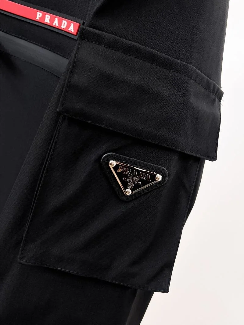 Durable Prada Outwear 167291