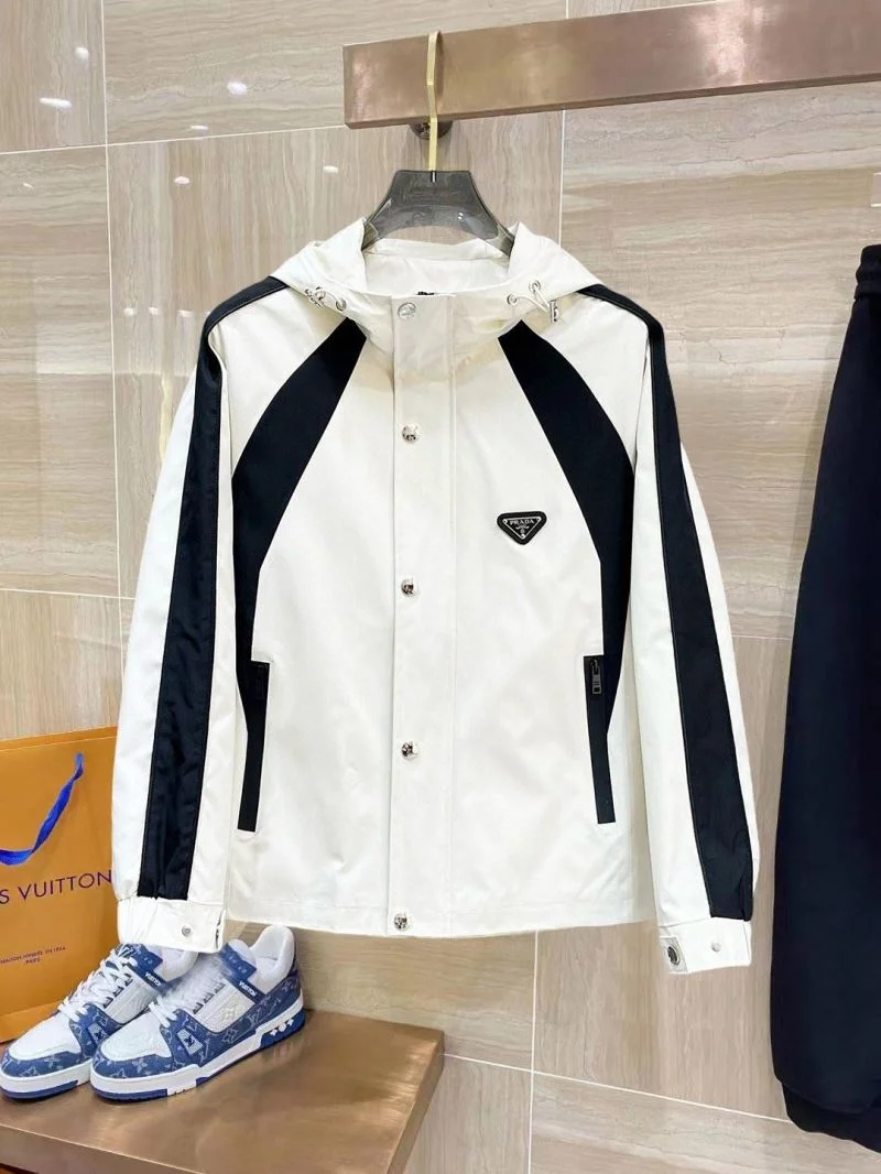 StreetReady Prada Outwear 167296