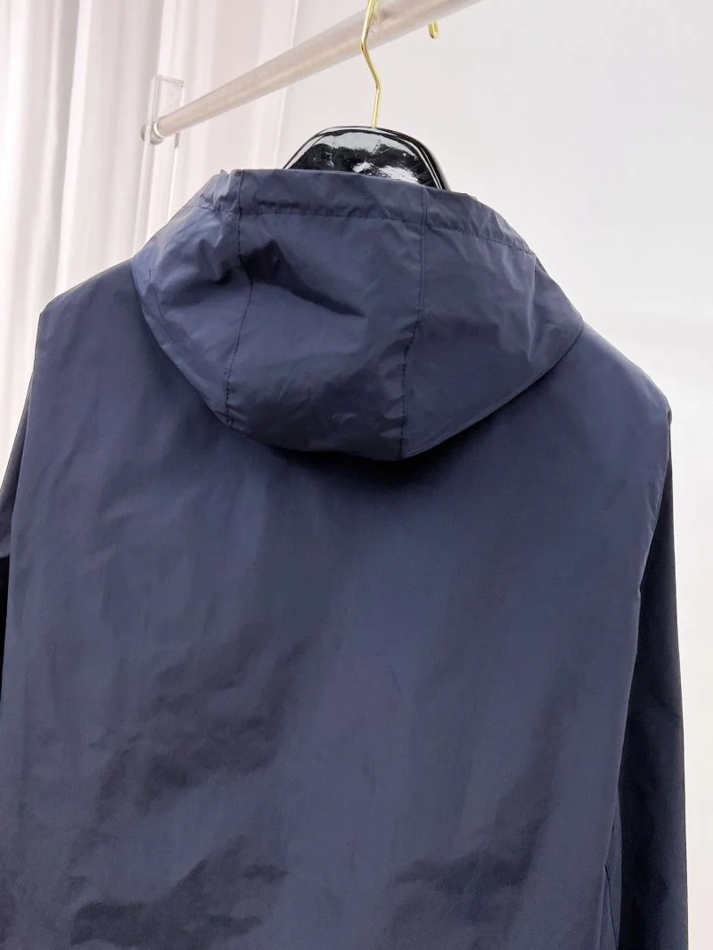 Stylish Prada Outwear 167265