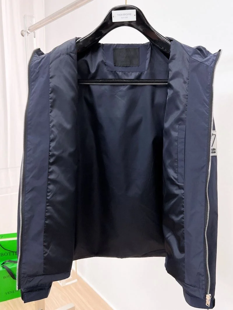 Stylish Prada Outwear 167265