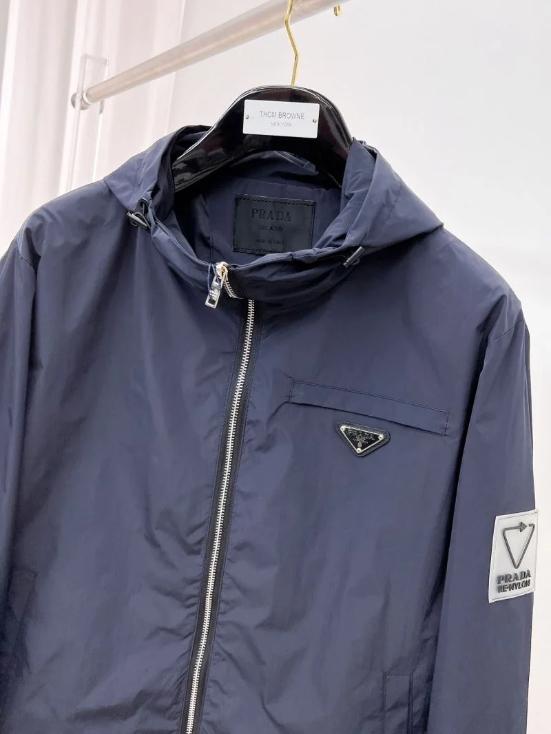 Stylish Prada Outwear 167265