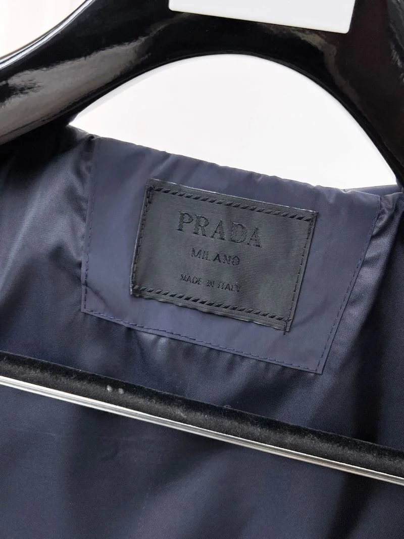 Stylish Prada Outwear 167265