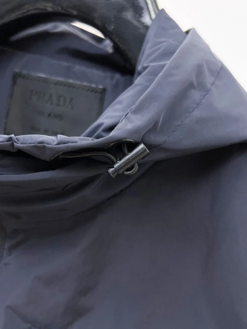 Stylish Prada Outwear 167265