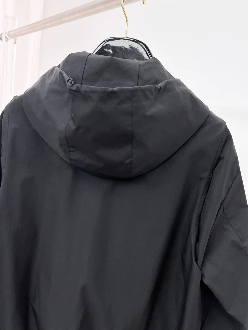 Vibrant Prada Outwear 167253