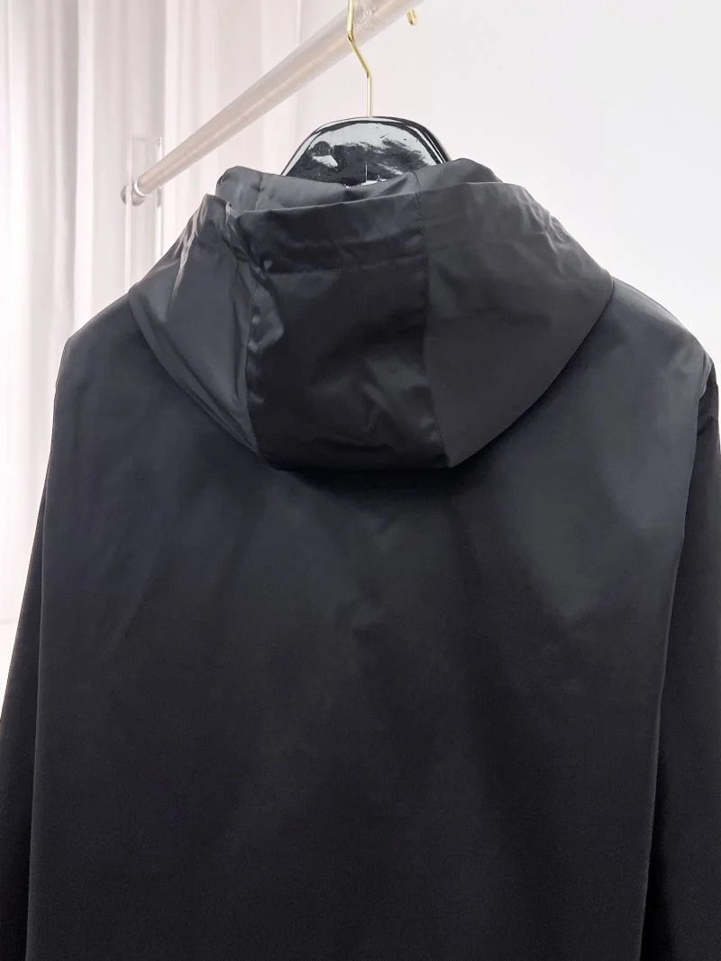Fashionable Prada Outwear 167246