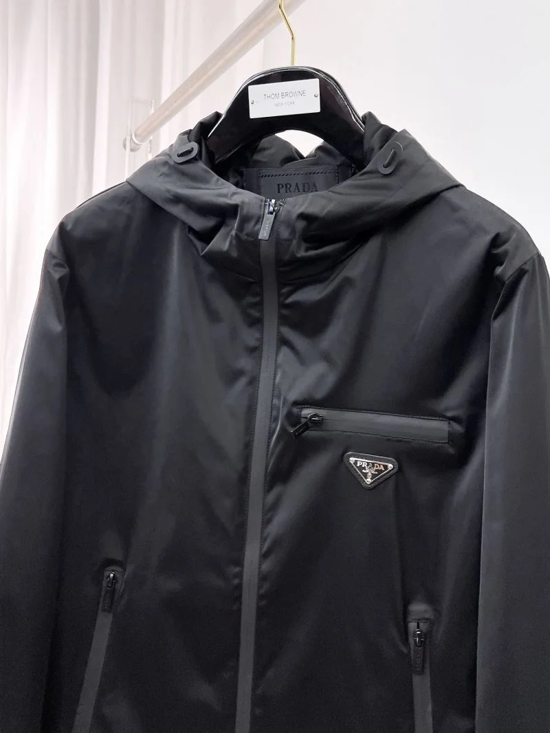 Fashionable Prada Outwear 167246