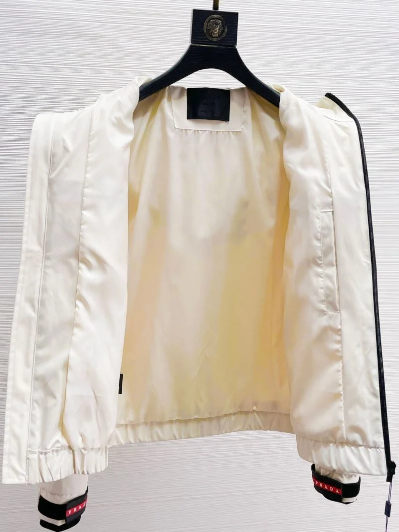 Soft Prada Outwear 167254