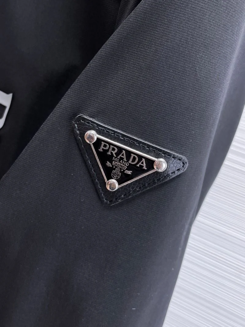 Youthful Prada Outwear 167244