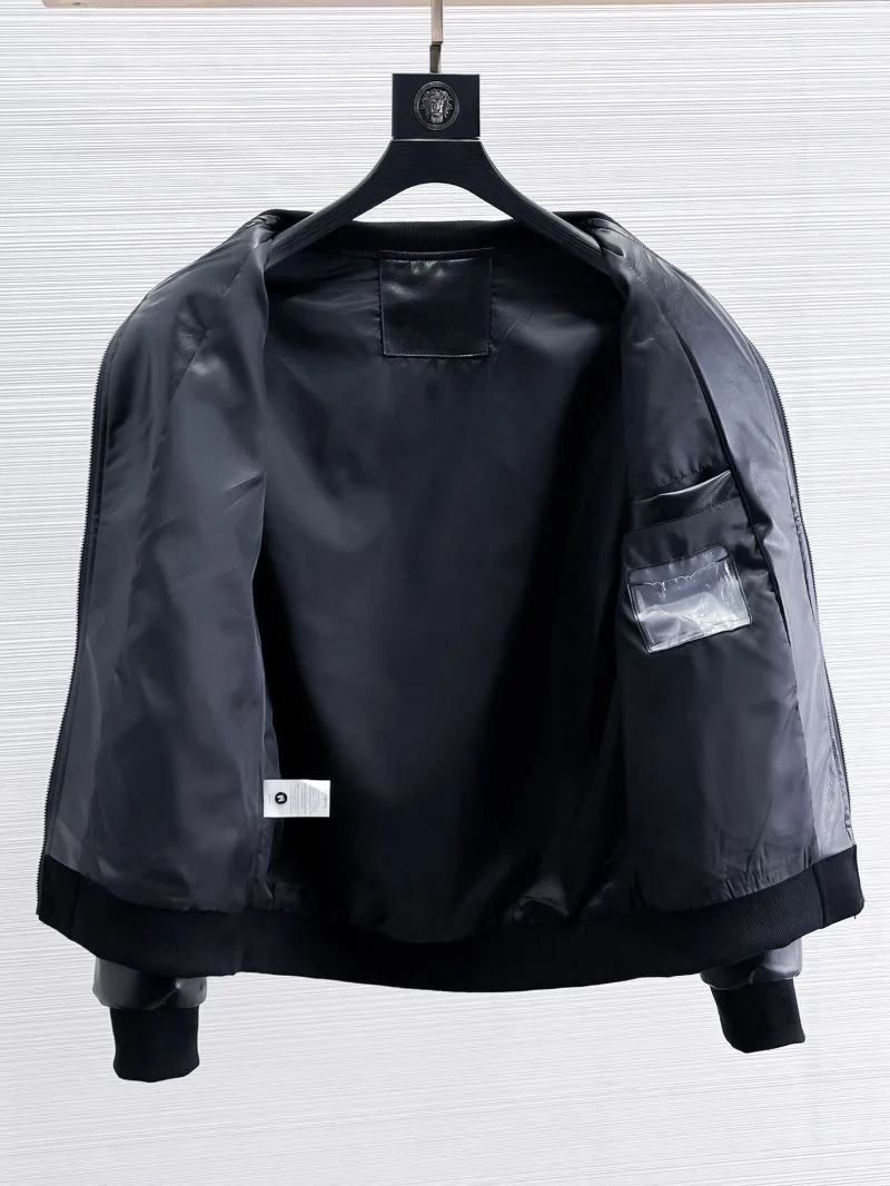 Prada Outwear WellDesigned 167240