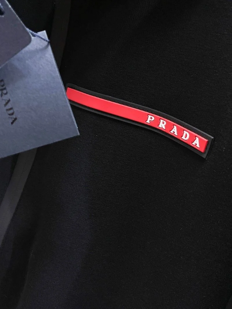 Stretchable Prada Outwear 167230