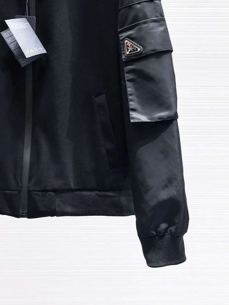 Stretchable Prada Outwear 167230