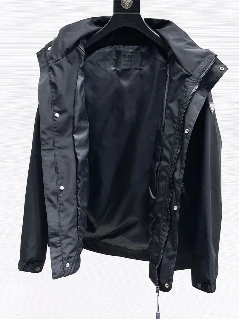 Versatile Prada Outwear 167229
