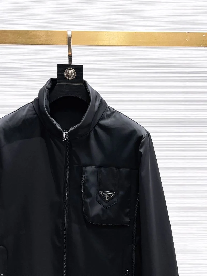 Prada Outwear TimelessDesign 167236