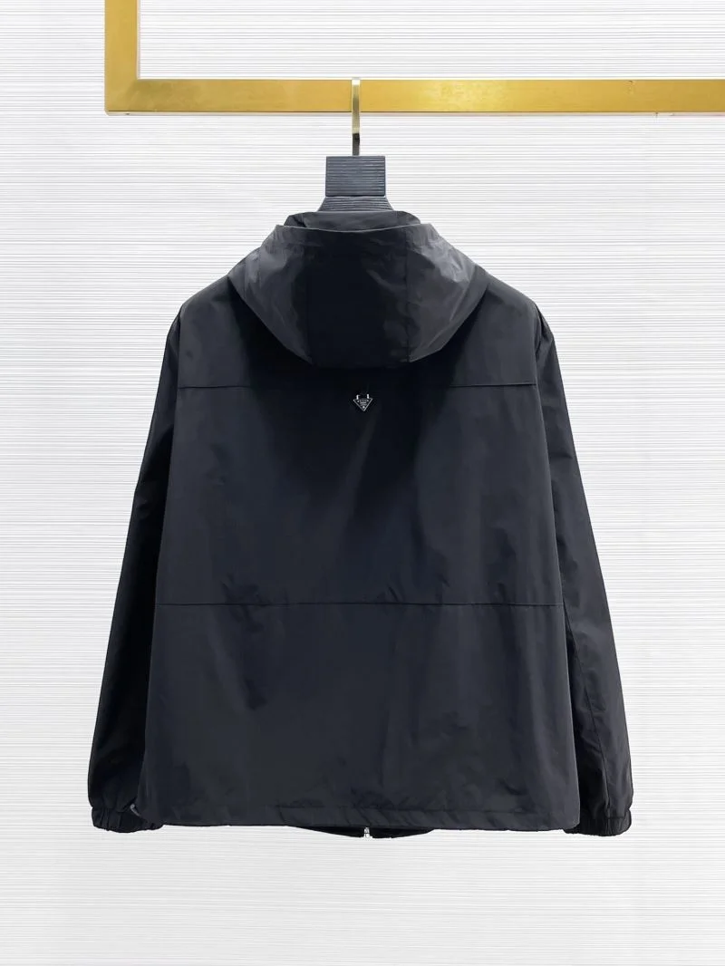 WaterResistant Prada Outwear 167278