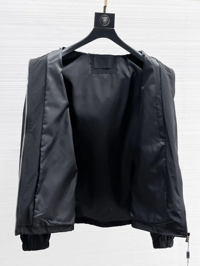 WaterResistant Prada Outwear 167278