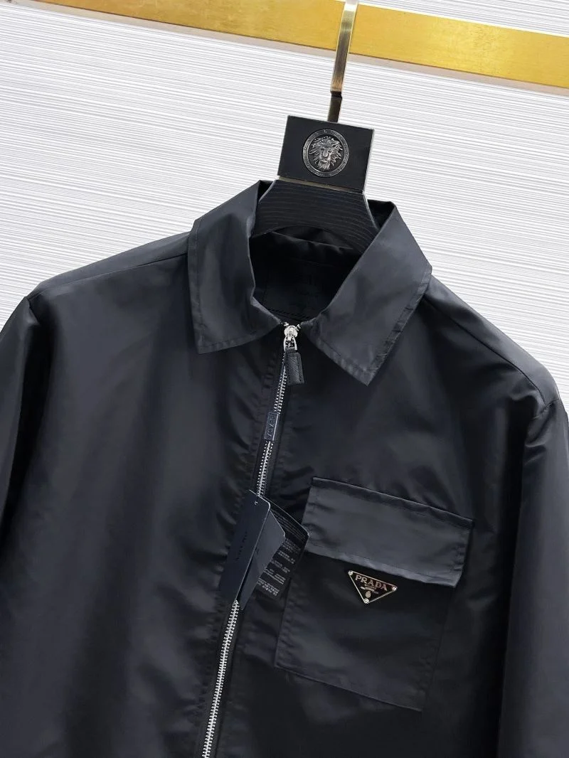 Timeless Prada Outwear 167235