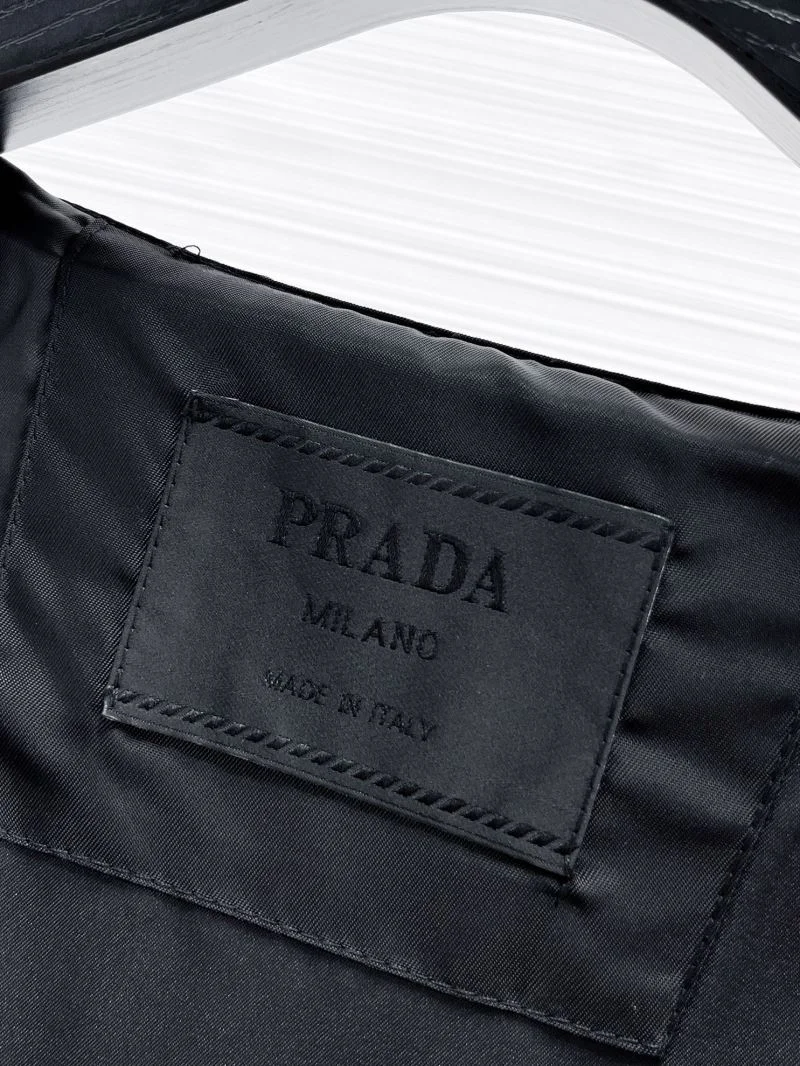 Stylish Prada Outwear 167216