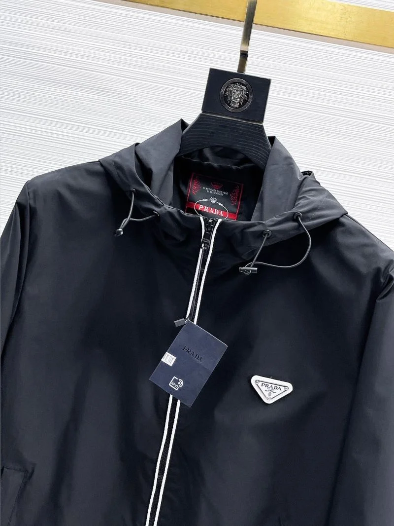 Versatile Prada Outwear 167208