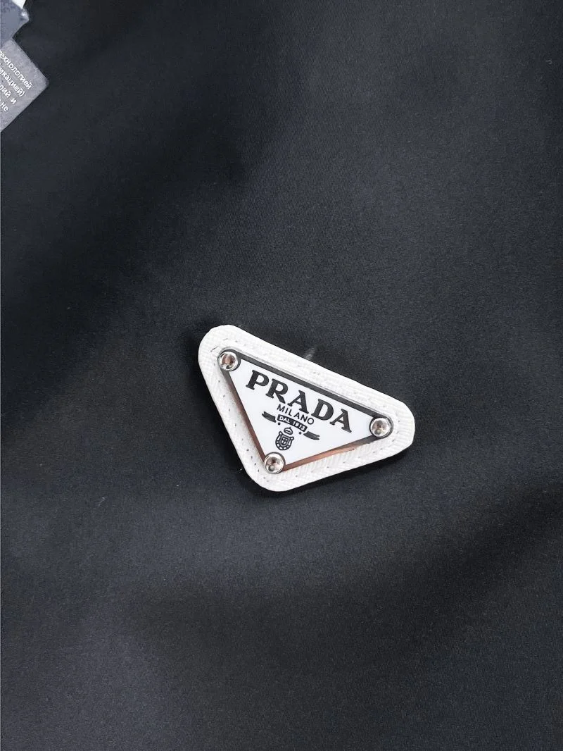 Versatile Prada Outwear 167208