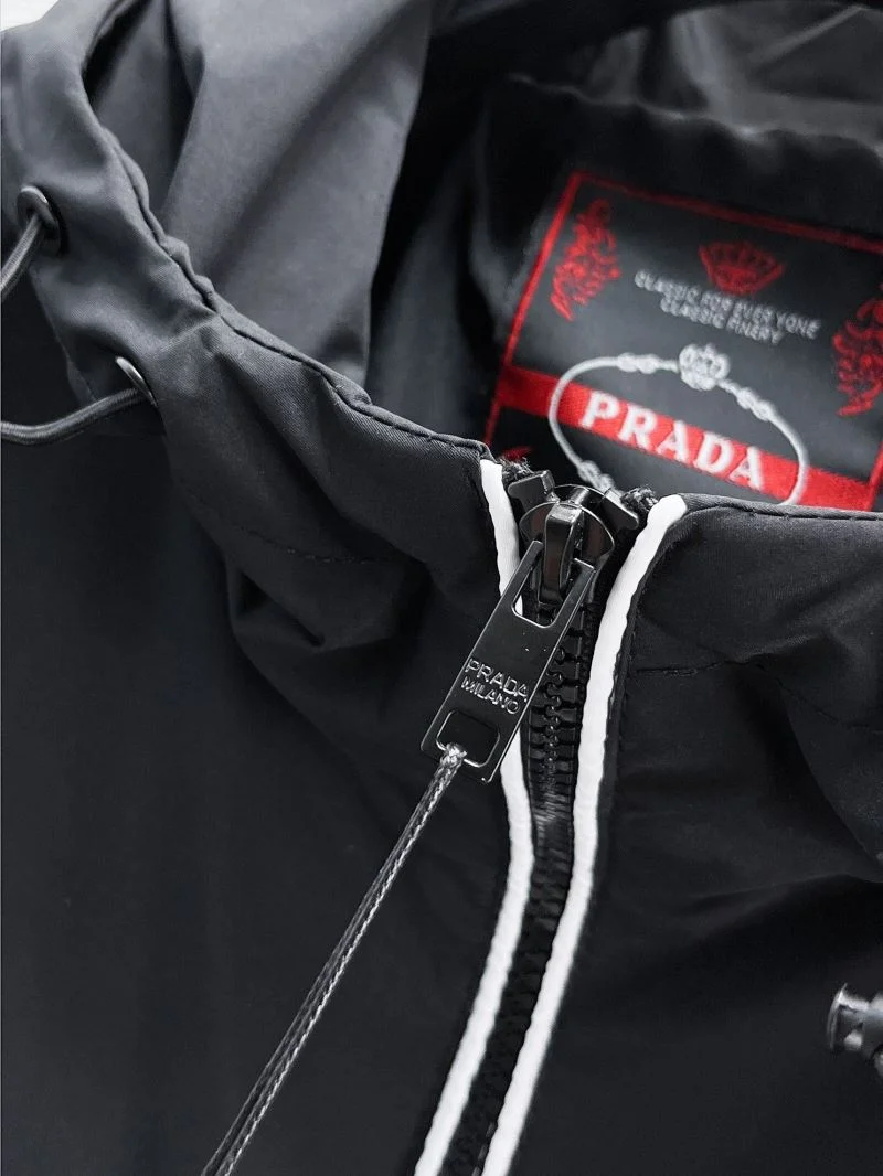 Versatile Prada Outwear 167208