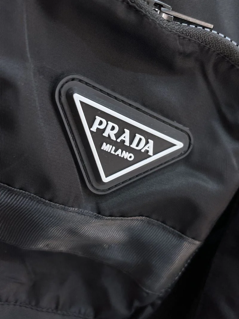 Prada Outwear FreshLook 167206