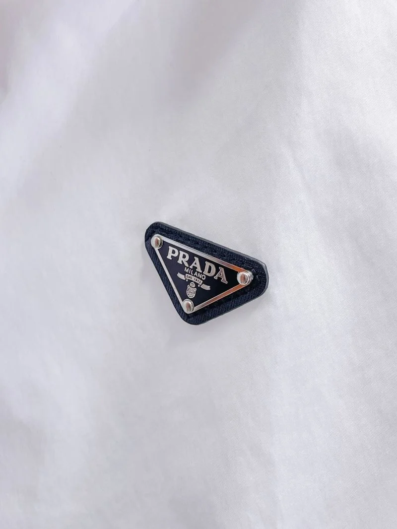 Prada Outwear FreshLook 167202