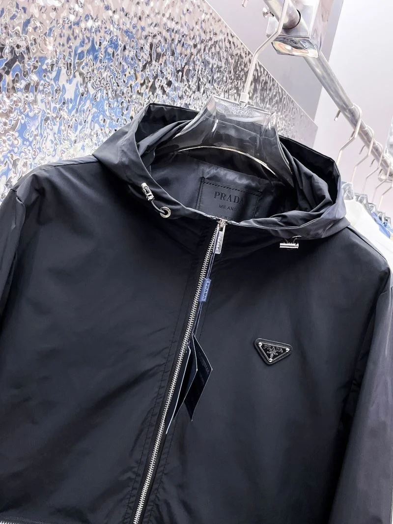 Versatile Prada Outwear 167186