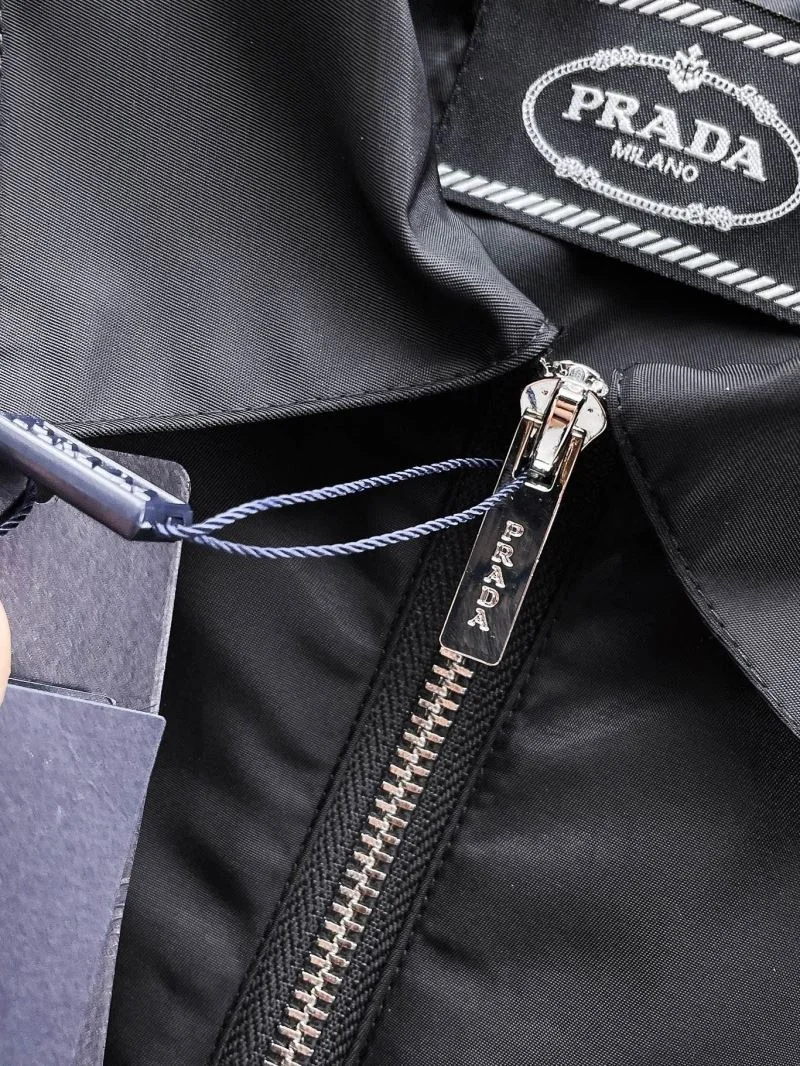 Youthful Prada Outwear 167197
