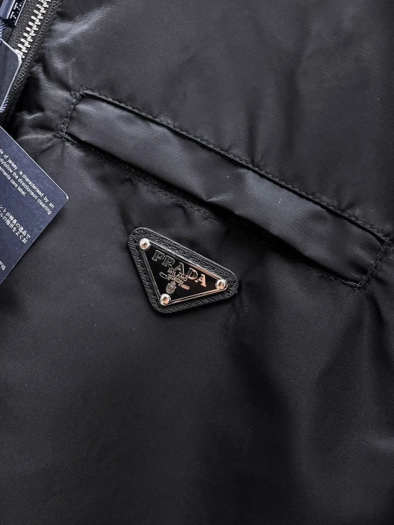 Youthful Prada Outwear 167197