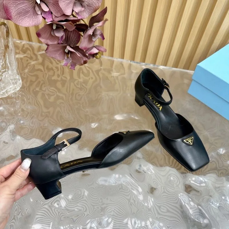 Efficient Prada Sandals 35057