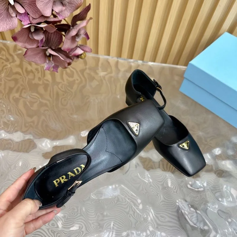 Efficient Prada Sandals 35057
