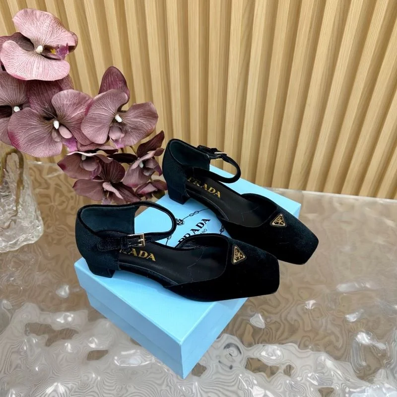 Prada Sandals Durable 35060