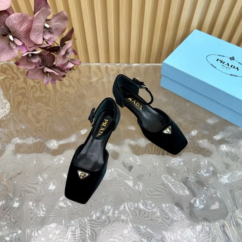 Prada Sandals Durable 35060