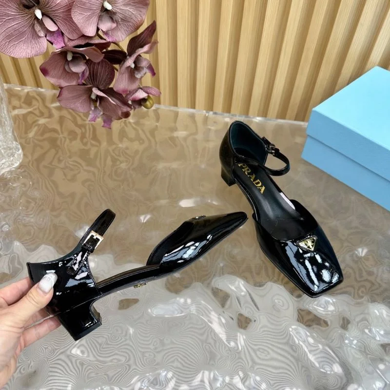 Prada Sandals ModernLook 35056