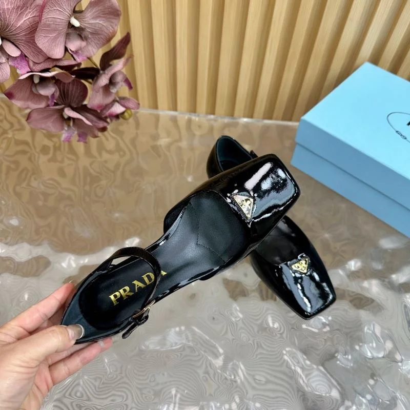 Prada Sandals ModernLook 35056