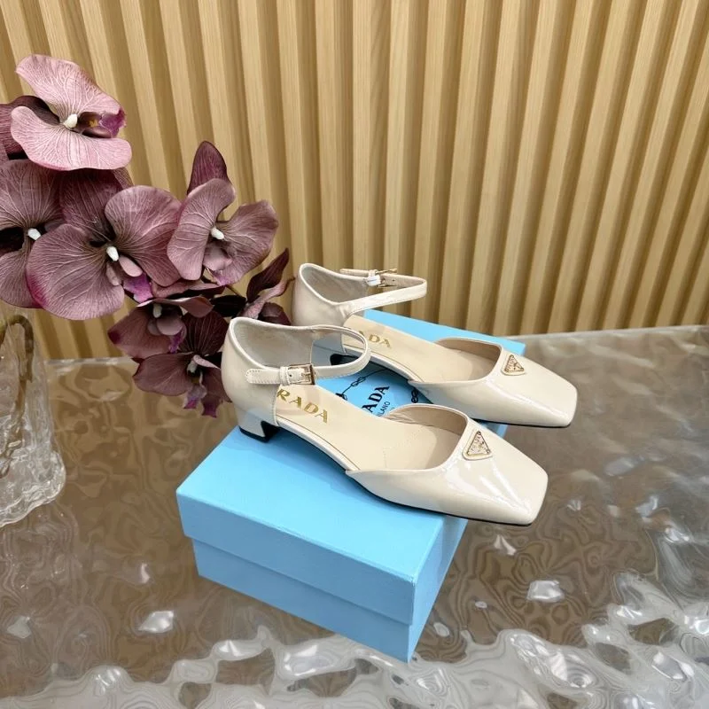 HighPerformance Prada Sandals 35053