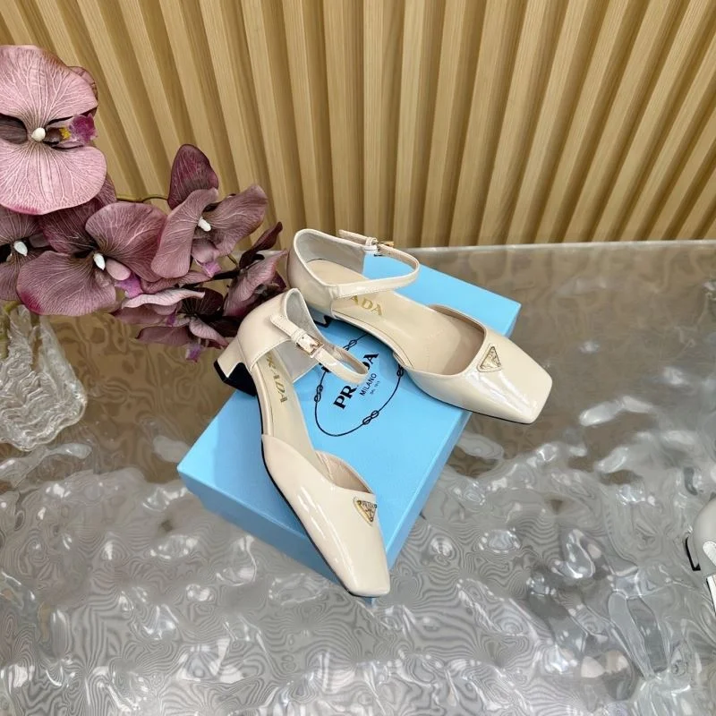 HighPerformance Prada Sandals 35053
