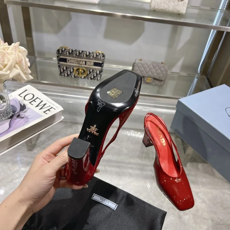 Snug Prada Sandals 35018