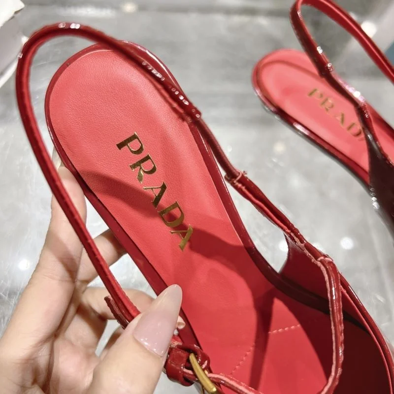 EyeCatching Prada Sandals 35038