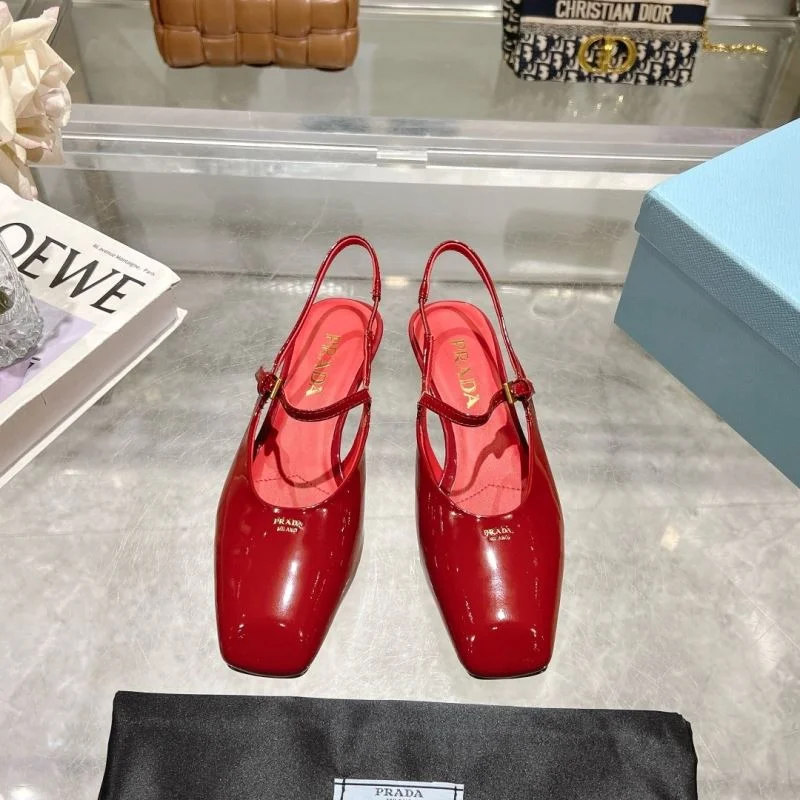 EyeCatching Prada Sandals 35038