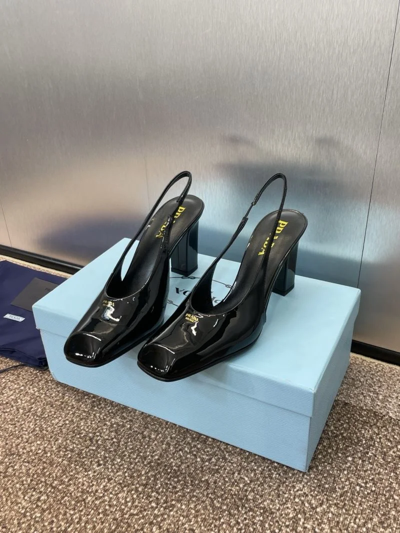 Prada Sandals Elegant 35026