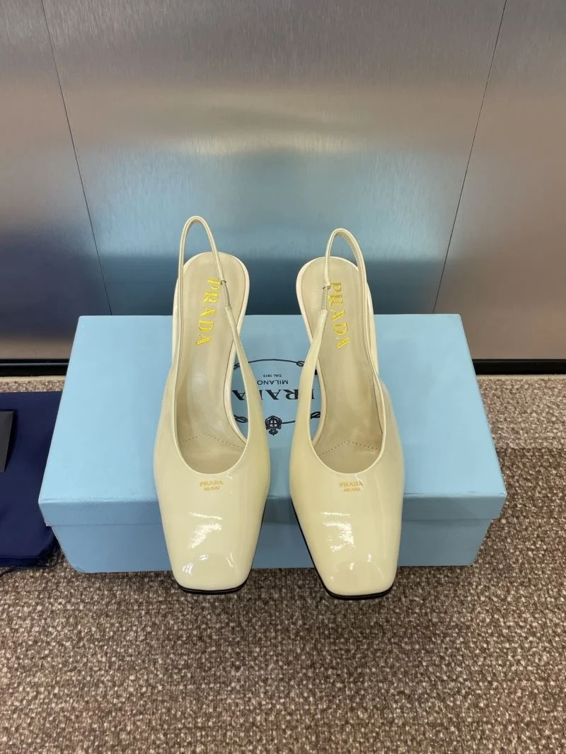 Prada Sandals Elegant 35017