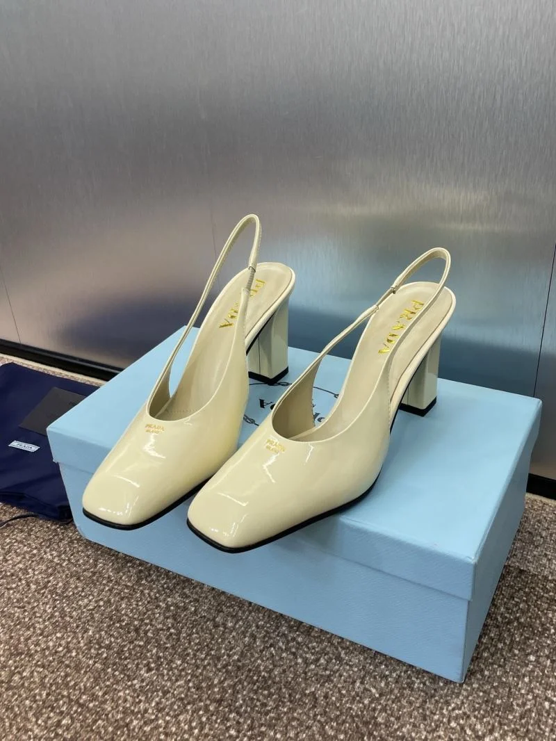 Prada Sandals Elegant 35017