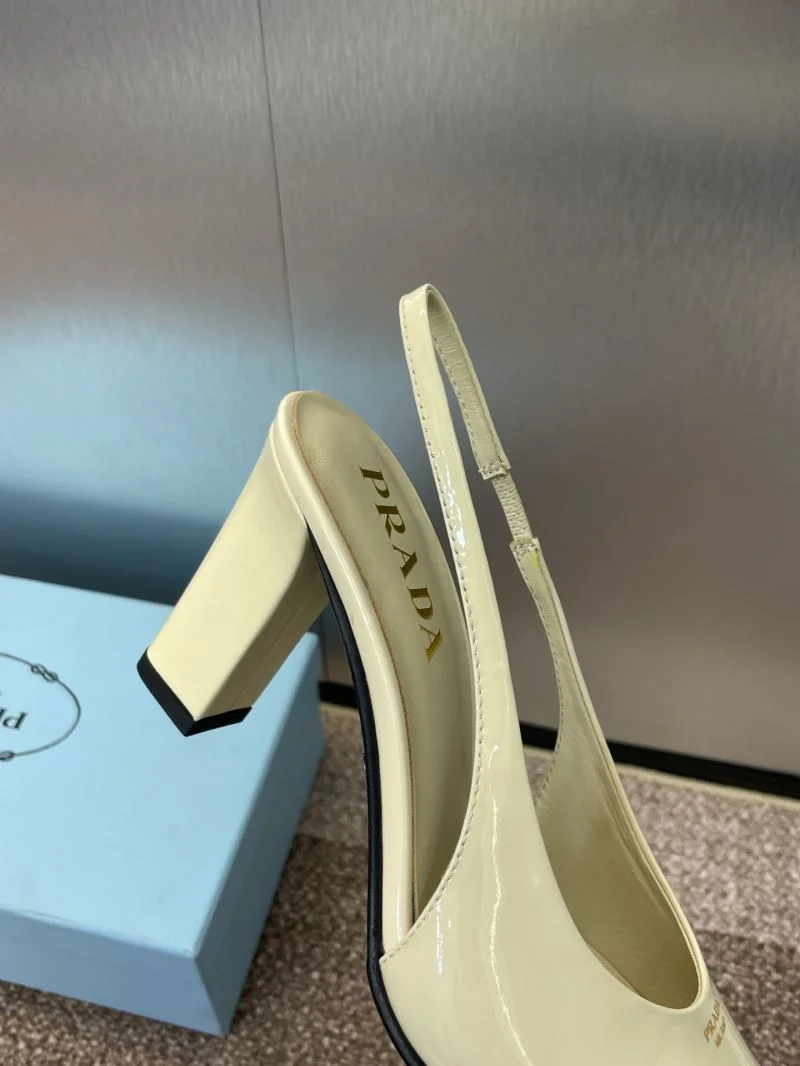 Prada Sandals Elegant 35017