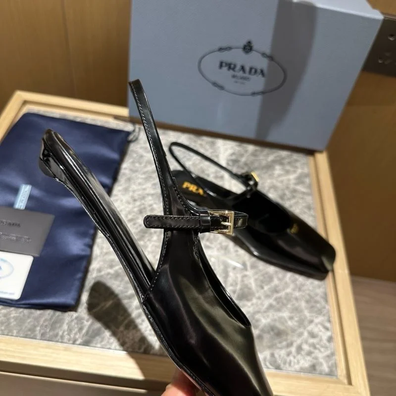 Prada Sandals Elegant 34731