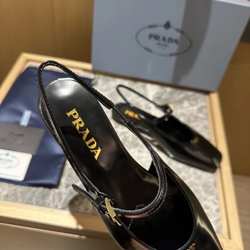 Prada Sandals Elegant 34731