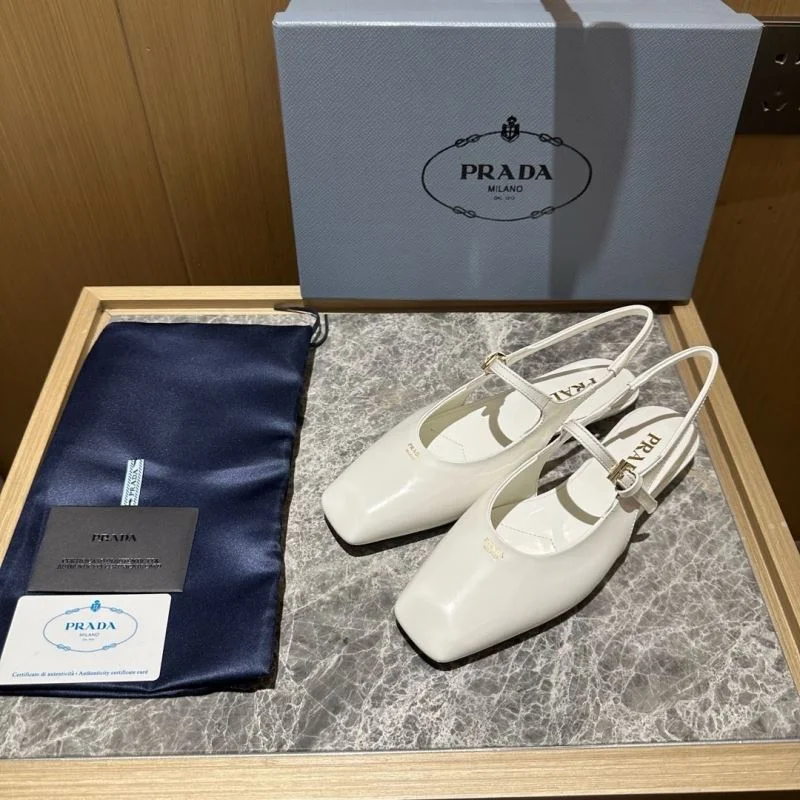 ModernLook Prada Sandals 34732